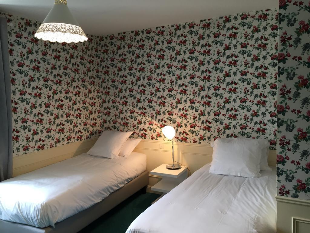 Hotel De Charme Les Mimosas ปง-ตาเวน ห้อง รูปภาพ