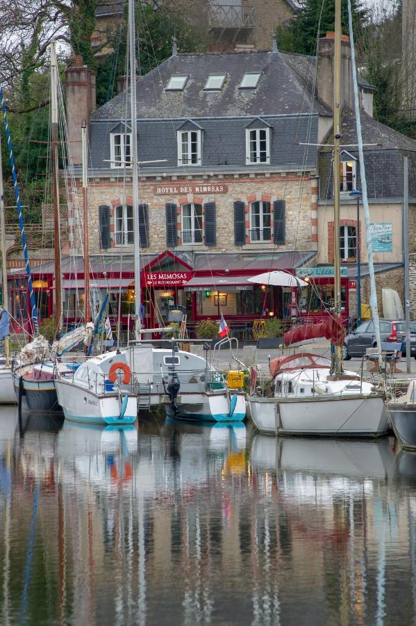 Hotel De Charme Les Mimosas ปง-ตาเวน ภายนอก รูปภาพ